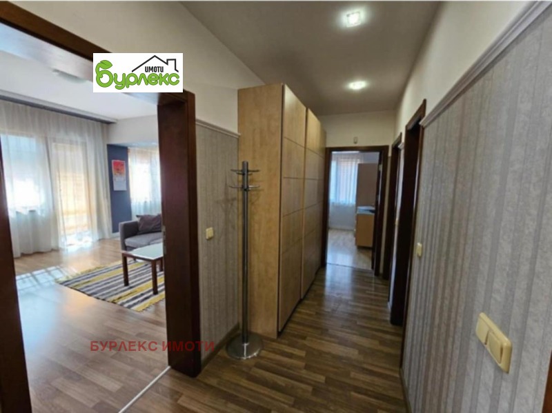 Дава под наем 3-СТАЕН, гр. Варна, Център, снимка 3 - Апартаменти - 52541283