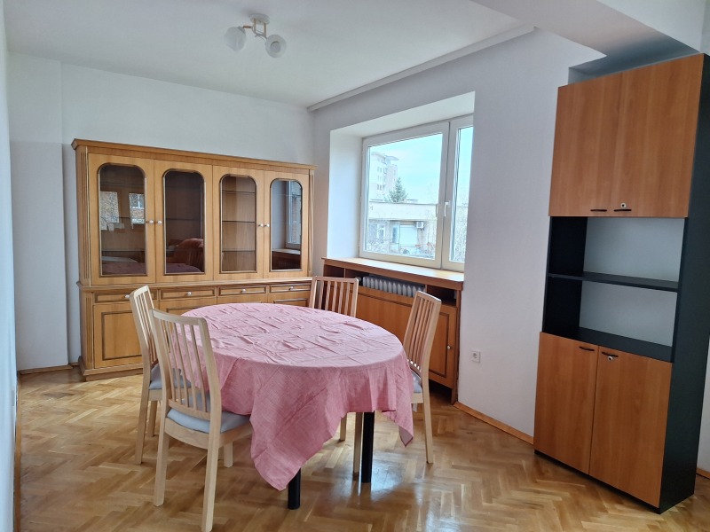 Do wynajęcia  3 sypialnie Sofia , Iztok , 120 mkw | 92046536 - obraz [2]