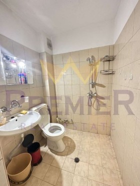 1 dormitorio JEI, Varna 7
