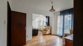 1 soverom Javorov, Sofia