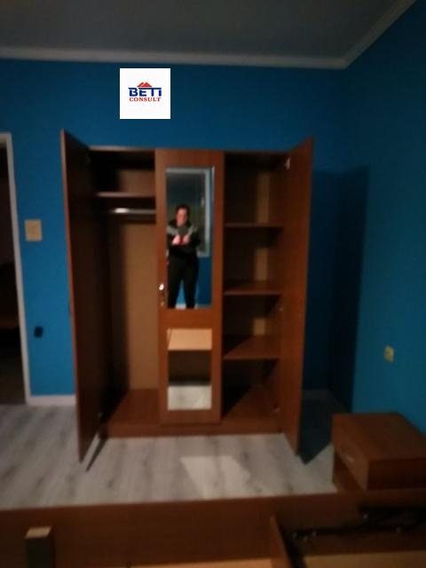 Дава под наем СТАЯ, гр. София, Света Троица, снимка 3 - Стаи под наем - 52935597