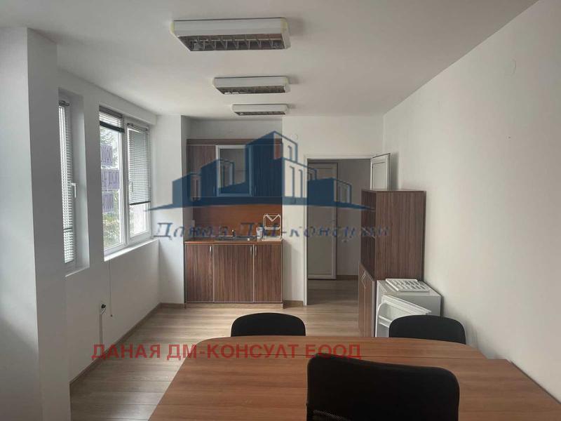 Te huur  Kantoor Sjumen , Dobrudzjanski , 57 m² | 37458247 - afbeelding [3]