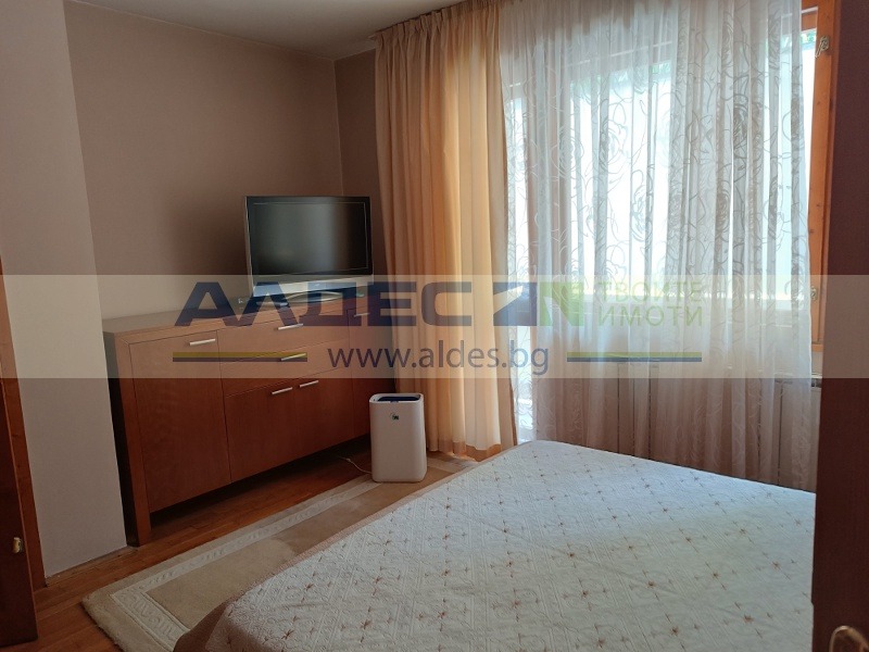Zu vermieten  2 Schlafzimmer Sofia , Reduta , 136 qm | 27233160 - Bild [7]