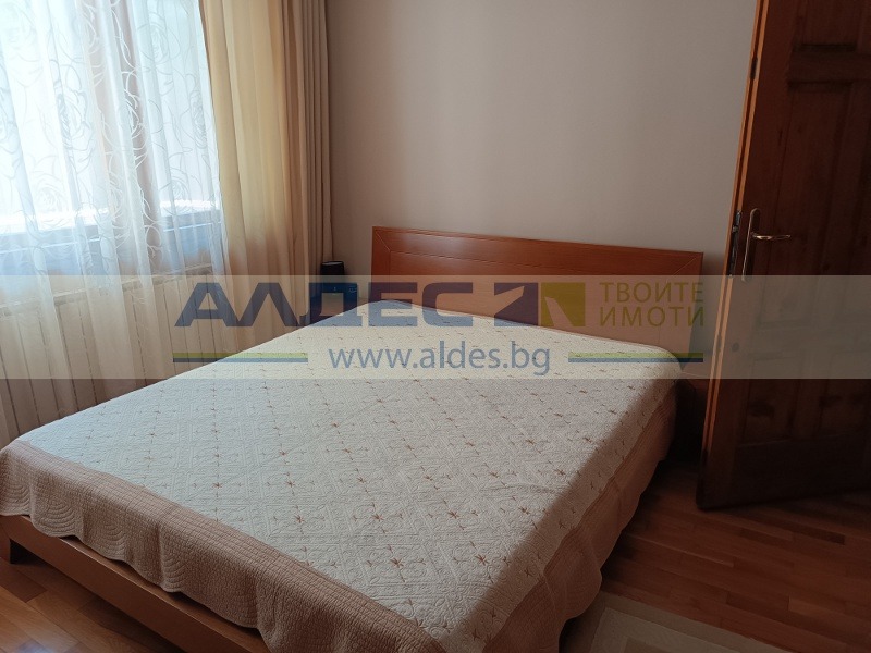 Zu vermieten  2 Schlafzimmer Sofia , Reduta , 136 qm | 27233160 - Bild [8]
