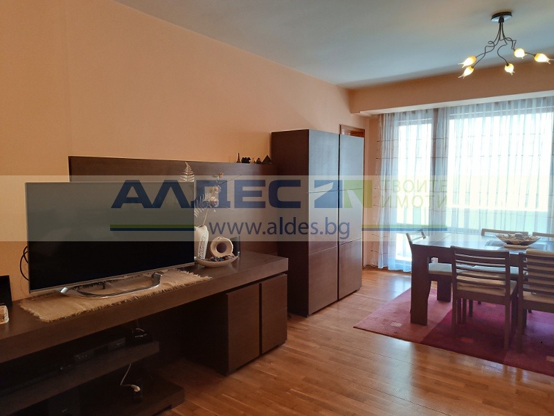 Zu vermieten  2 Schlafzimmer Sofia , Reduta , 136 qm | 27233160 - Bild [2]