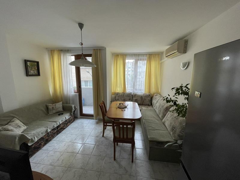 Kiadó  2 hálószobás Burgas , Centar , 80 négyzetméter | 87506400 - kép [3]