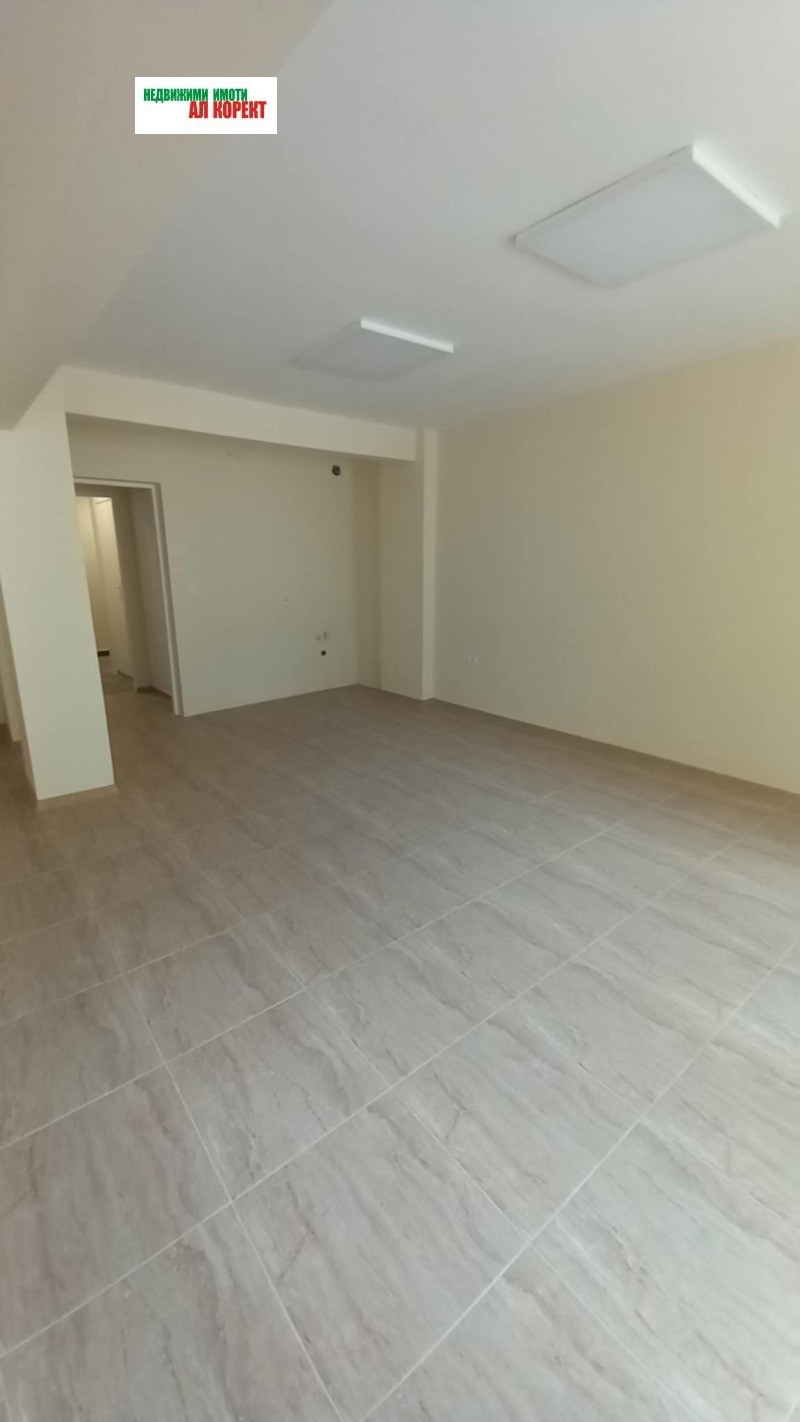 Do wynajęcia  Biuro Warna , Pogrebi , 45 mkw | 71388342 - obraz [2]
