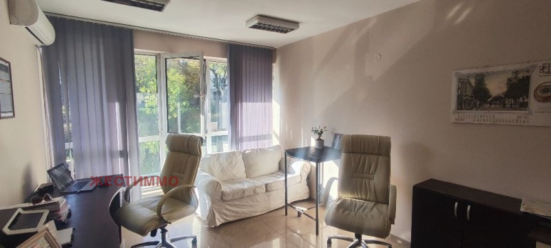 Дава под наем ОФИС, гр. Варна, Бизнес хотел, снимка 3 - Офиси - 53046574