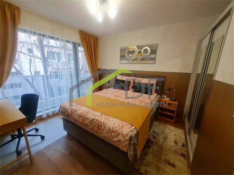 Zu vermieten  1 Schlafzimmer Warna , Zentar , 55 qm | 37300239 - Bild [4]