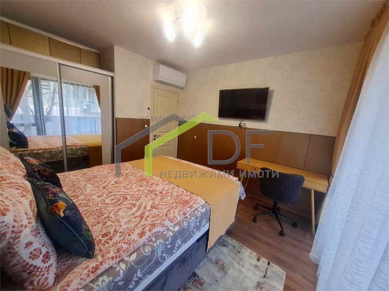 Zu vermieten  1 Schlafzimmer Warna , Zentar , 55 qm | 37300239 - Bild [3]