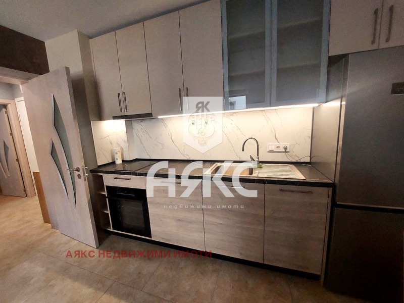 De inchiriat  1 dormitor Sofia , Bâcston , 62 mp | 82844392 - imagine [3]