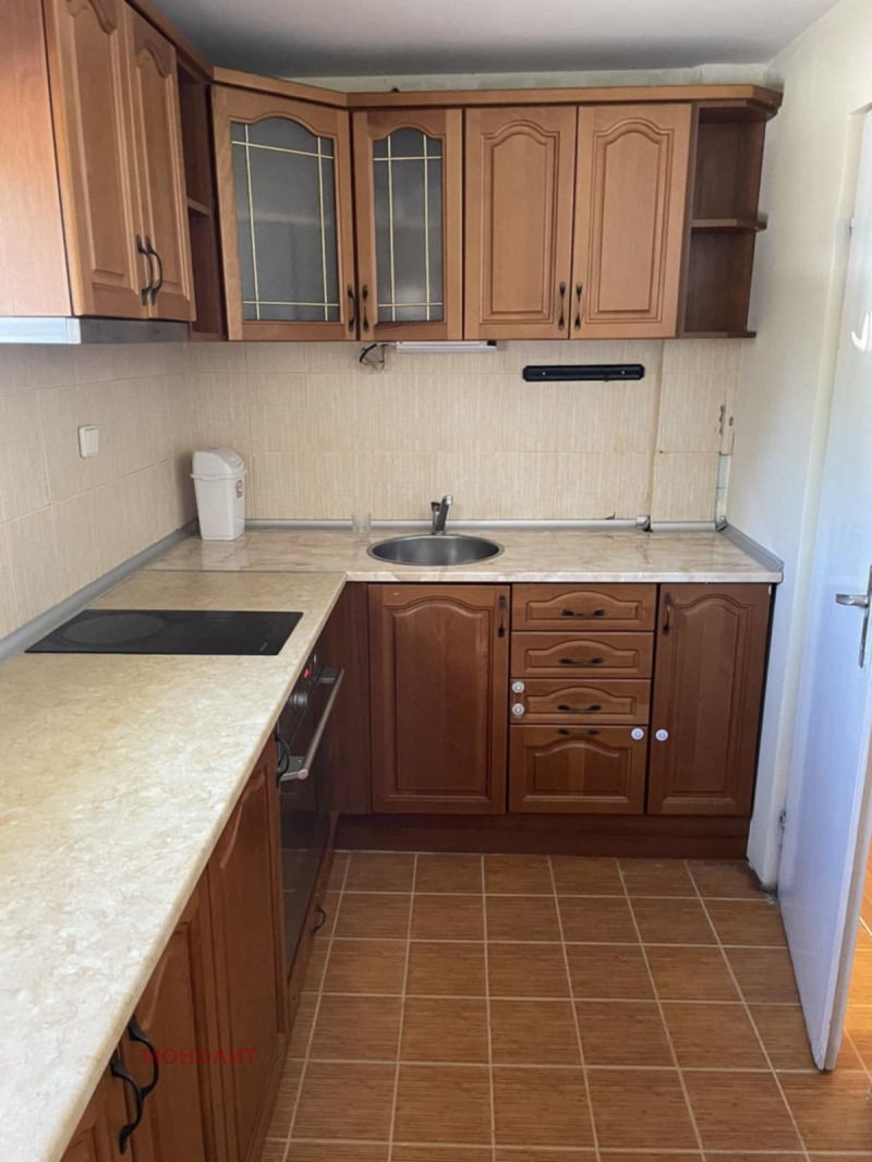 Zu vermieten  2 Schlafzimmer Gabrowo , Mladost , 80 qm | 87942073 - Bild [2]