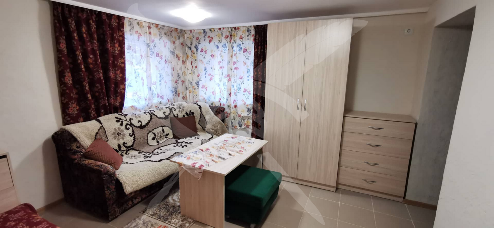 Дава под наем 1-СТАЕН, гр. Варна, Цветен квартал, снимка 2 - Апартаменти - 51231855