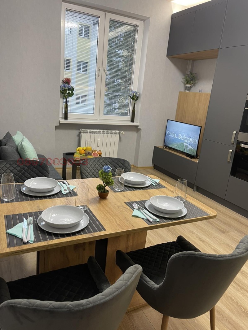 K pronájmu  2 ložnice Sofia , Oborište , 80 m2 | 99418926 - obraz [3]
