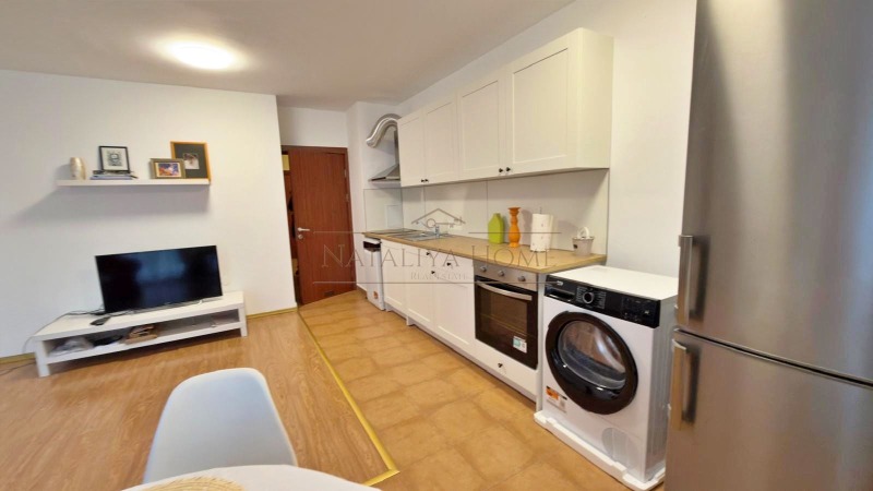 Дава под наем 2-СТАЕН, гр. Бургас, Лазур, снимка 4 - Апартаменти - 53388394