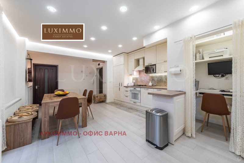 Дава под наем  4-стаен град Варна , Център , 107 кв.м | 82551203 - изображение [9]