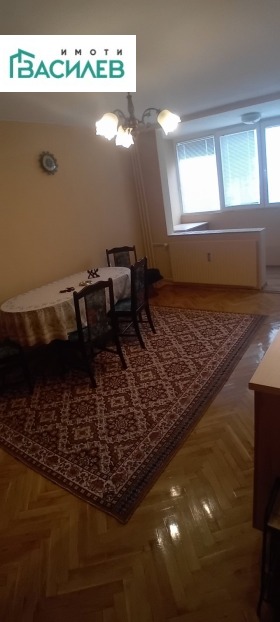 A louer 3+ chambres