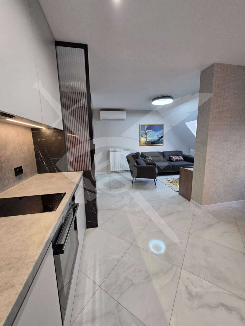 Дава под наем 3-СТАЕН, гр. София, Студентски град