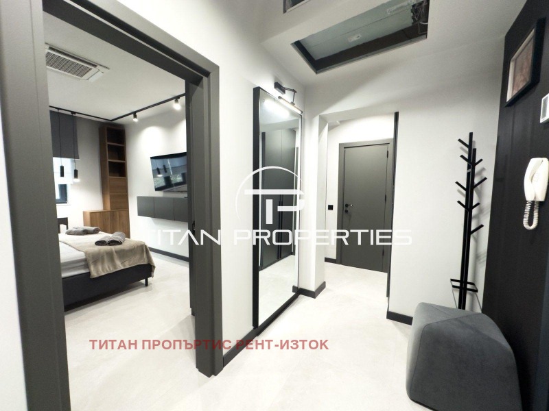 Дава под наем 3-СТАЕН, гр. Бургас, Център, снимка 5 - Апартаменти - 52521297