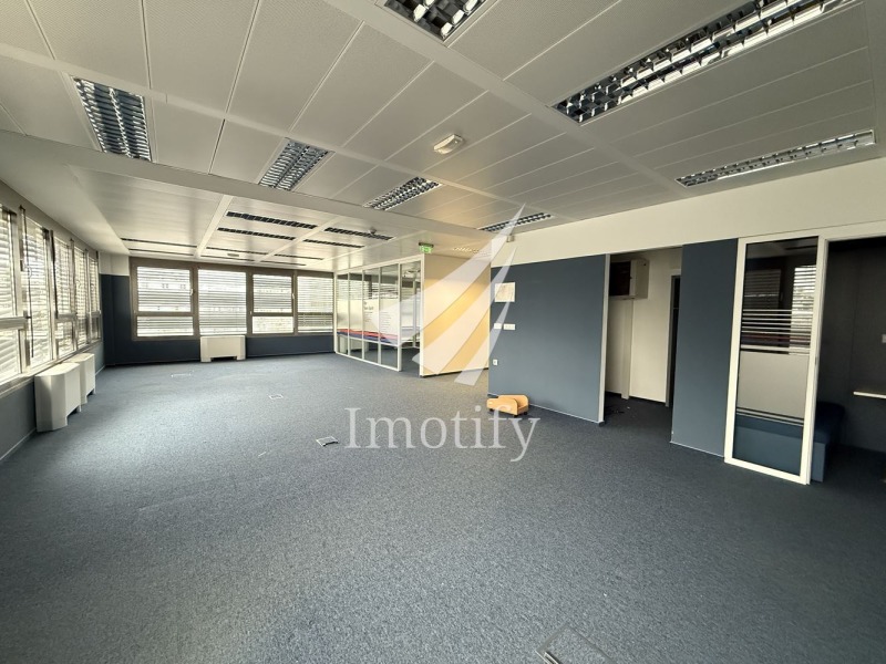 Дава под Наем ОФИС в град София, Младост 4 - 160 кв.м / 2 560 € » 5 006.92 лв., ИМОТИФАЙ