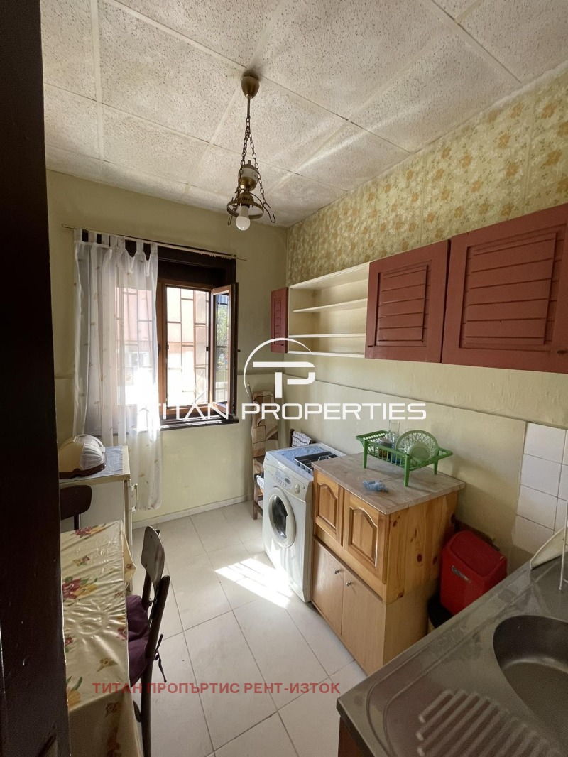 Дава под наем 1-СТАЕН, гр. Бургас, Център, снимка 2 - Апартаменти - 52972276