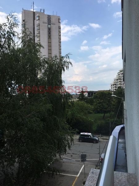 Дава под наем 2-СТАЕН, гр. София, Лозенец, снимка 2 - Апартаменти - 54079388