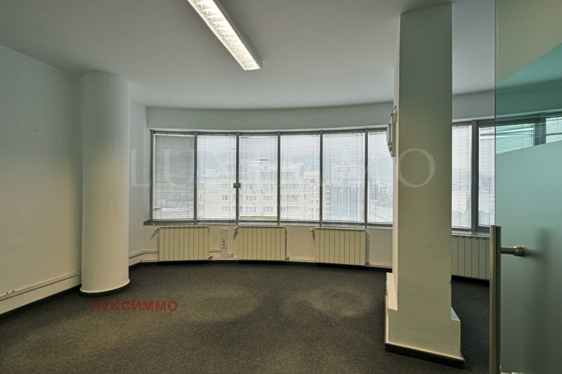 Zu vermieten  Büro Sofia , Goze Deltschew , 466 qm | 88746309 - Bild [15]