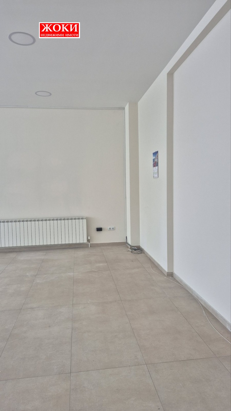 Дава под наем БИЗНЕС ИМОТ, гр. Перник, Център, снимка 3 - Други - 53033342