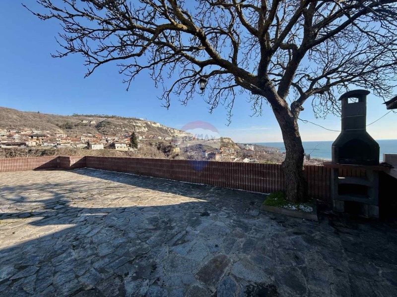 Дава под наем КЪЩА, гр. Балчик, област Добрич, снимка 16 - Къщи - 53138047