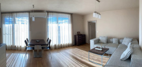 1 quarto Obelia, Sofia 1