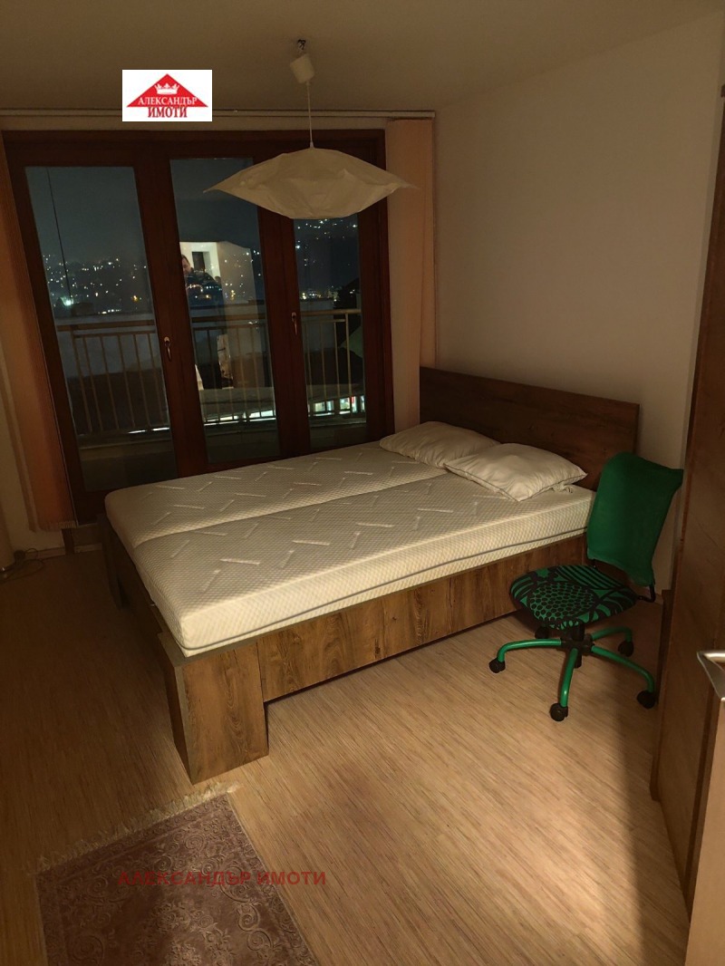 Дава под наем 3-СТАЕН, гр. София, Карпузица