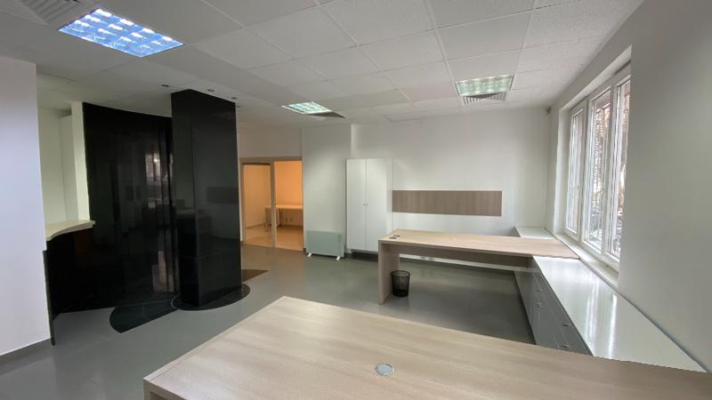 Издаје се  Канцеларија Софија , Центар , 60 м2 | 49912495 - слика [2]