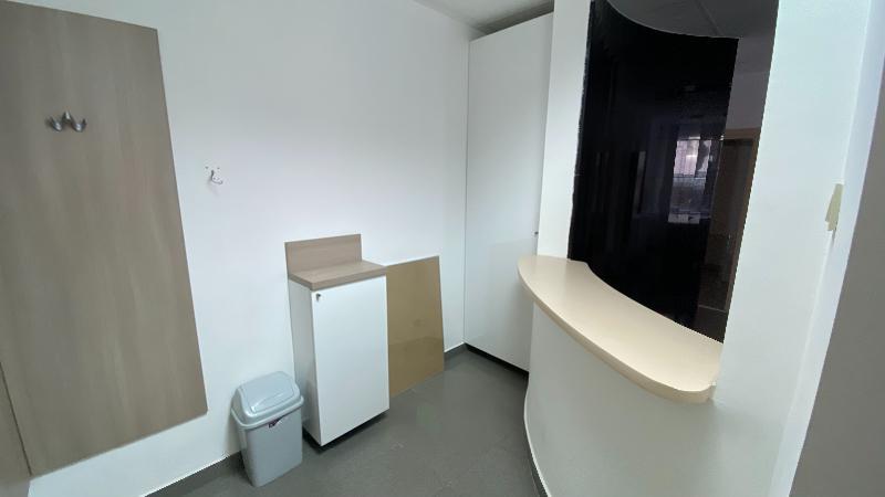 Издаје се  Канцеларија Софија , Центар , 60 м2 | 49912495 - слика [6]