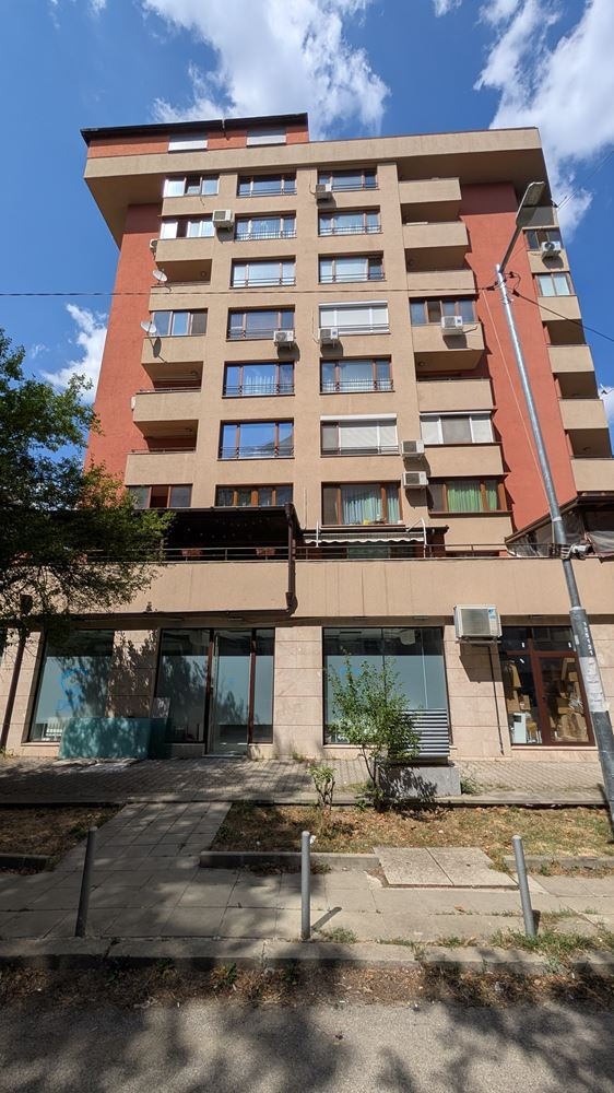 Kiadó  Üzlet Sofia , Mladost 3 , 210 négyzetméter | 68483022 - kép [3]