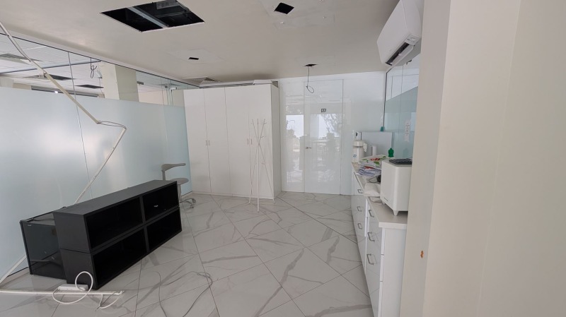 Kiadó  Üzlet Sofia , Mladost 3 , 210 négyzetméter | 68483022 - kép [10]
