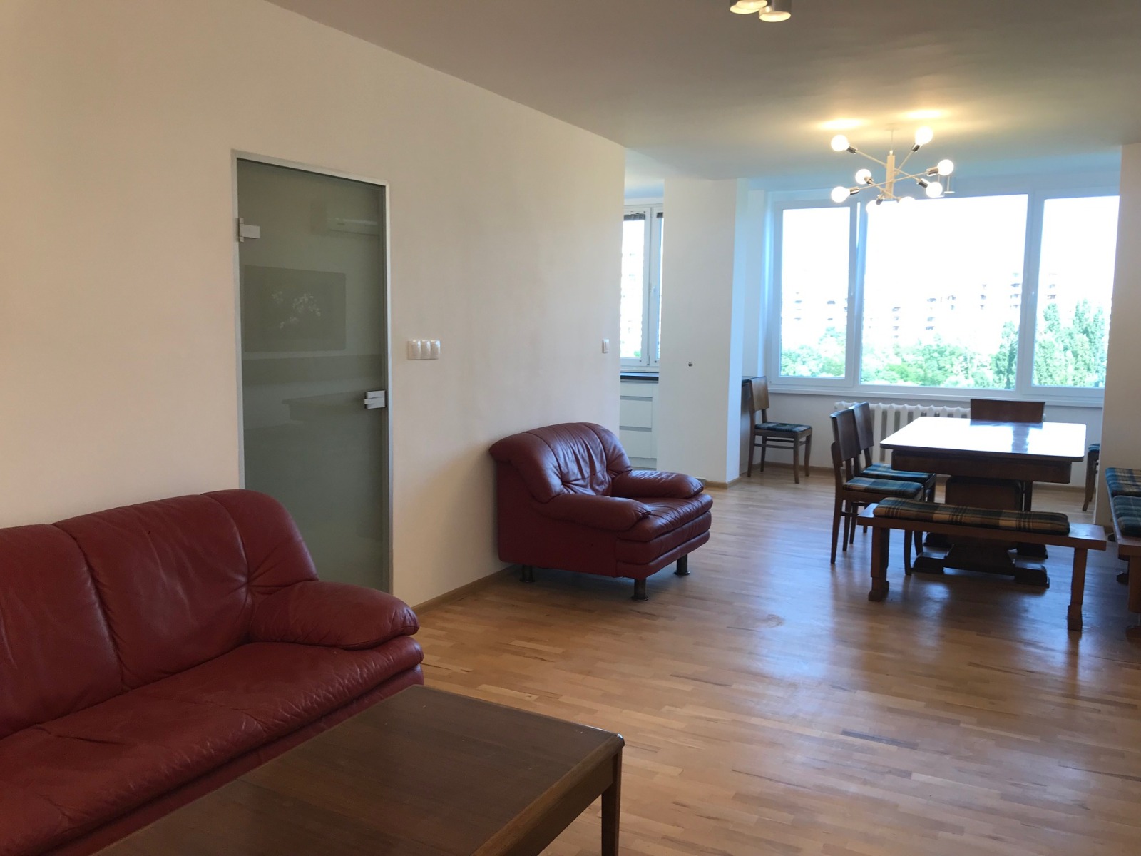 Дава под наем 4-СТАЕН, гр. София, Мусагеница, снимка 5 - Апартаменти - 54194235