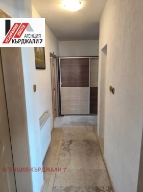 ���� ��� ���� 3-����� | Imot.bg � ����� ������ 8