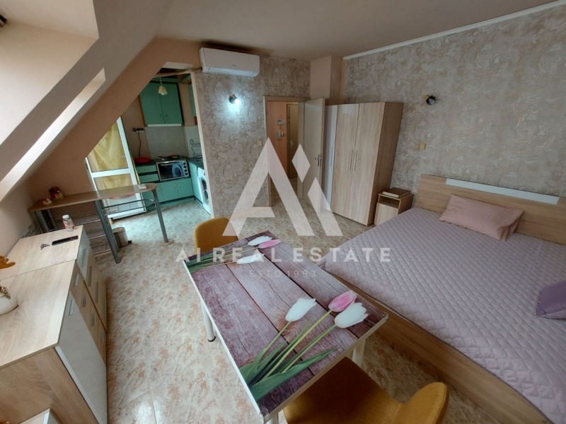 Дава под наем  1-стаен град Плевен , Широк център , 50 кв.м | 68976249