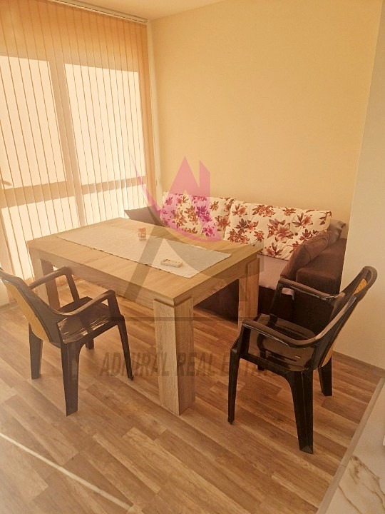 Zu vermieten  1 Schlafzimmer Warna , Wazraschdane 3 , 52 qm | 91985543 - Bild [2]
