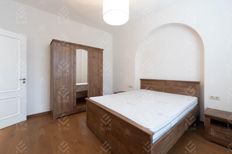 Дава под наем 3-СТАЕН, гр. София, Център, снимка 6 - Апартаменти - 53064612