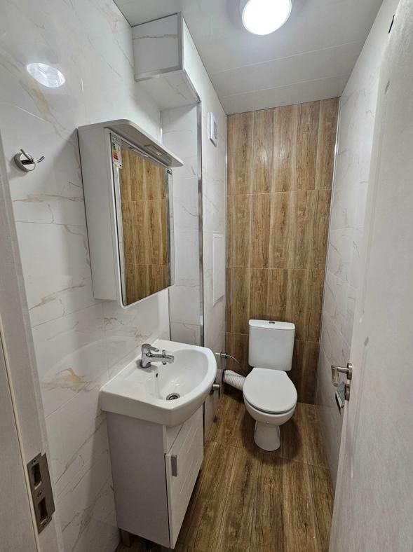 Дава под наем 3-СТАЕН, гр. София, Малинова долина, снимка 11 - Апартаменти - 54040676