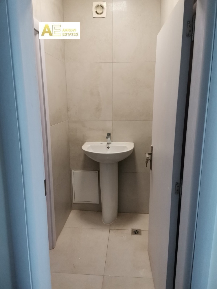 Te huur  Kantoor Sofia , Tsentar , 100 m² | 98875716 - afbeelding [2]