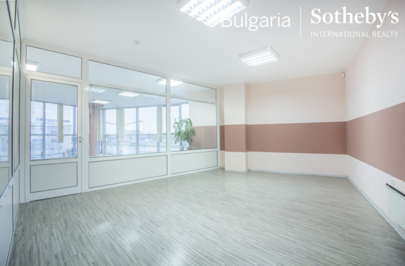 Дава под наем ОФИС, гр. София, Враждебна, снимка 2 - Офиси - 52986410
