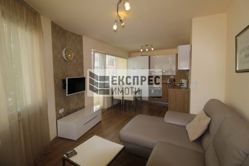 Дава под наем 2-СТАЕН, гр. Варна, Базар Левски, снимка 2 - Апартаменти - 52752407