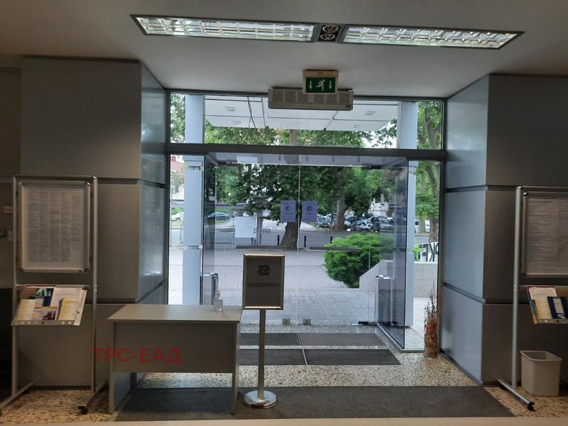 Te huur  Winkel Plovdiv , Tsentar , 250 m² | 21911982 - afbeelding [4]