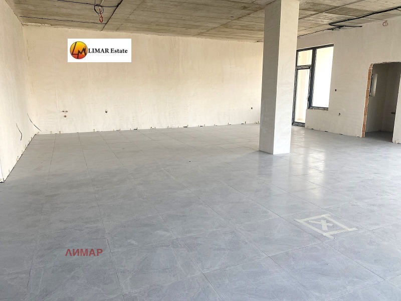 Дава под наем ОФИС, гр. Варна, Гранд Мол, снимка 3 - Офиси - 53559905