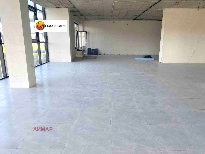 Дава под наем ОФИС, гр. Варна, Гранд Мол, снимка 2 - Офиси - 53559905