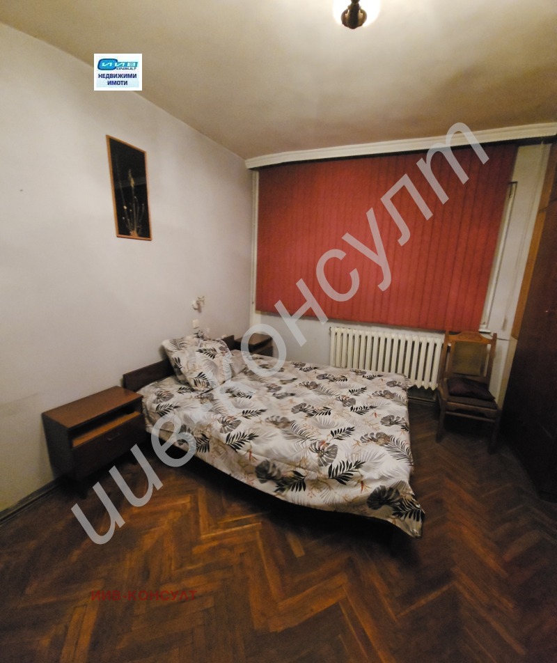 Дава под наем 2-СТАЕН, гр. Велико Търново, Център, снимка 2 - Апартаменти - 52620295