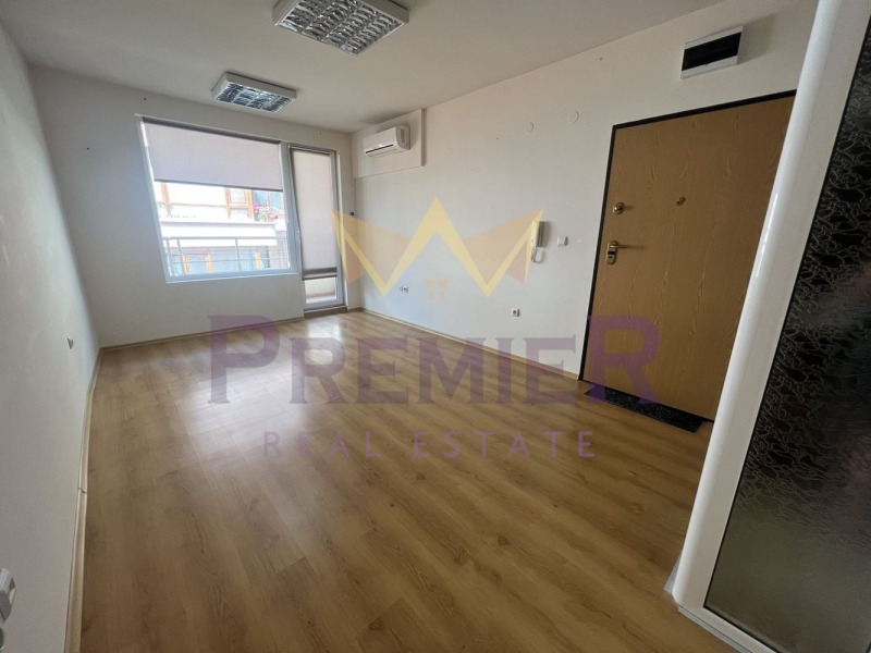 For Rent  Studio Varna , Lyatno kino Trakiya , 30 sq.m | 74905251