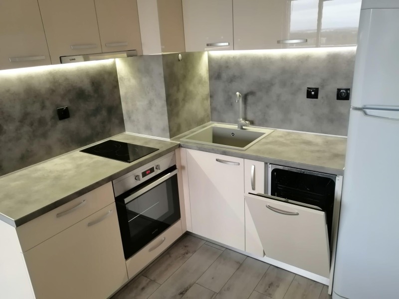 Para alugar  1 quarto Plovdiv , Hristo Smirnenski , 67 m² | 28719102 - imagem [12]
